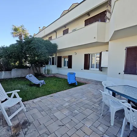 R34 - Casa Marcelli- Per Famiglie Numerose Διαμέρισμα Marcelli
