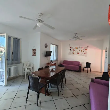 R34 - Casa Marcelli- Per Famiglie Numerose Διαμέρισμα Marcelli
